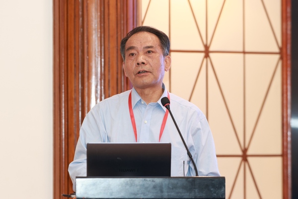 首届力学交织人才作育钻研会顺遂召开