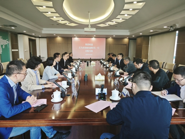 义乌市副市长汤振农来校调研